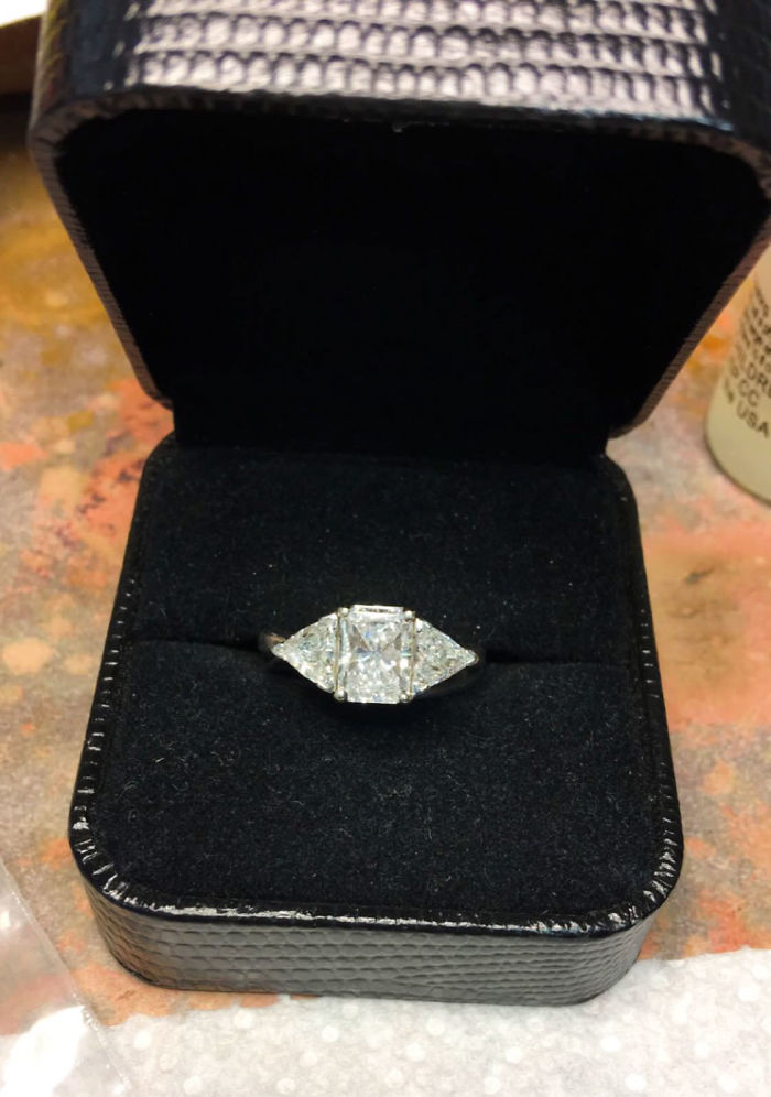 Pawnshop Employee Reveals The Rarest Items They Have Received Over The Years, And Some May Surprise You