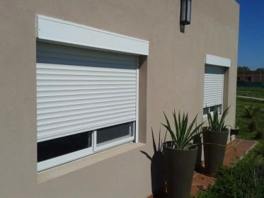 persiana-exterior-mini-cajon-aluminio-con-persiana-termica-5aa15b5e3a2a1.jpg