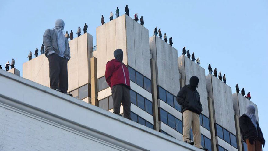 84 Sculptures Appear On Top Of A Building In London To Bring Awareness To Male Suicide Problem 84 Sculptures Appear On Top Of A Building In London To Bring Awareness To Male Suicide Problem