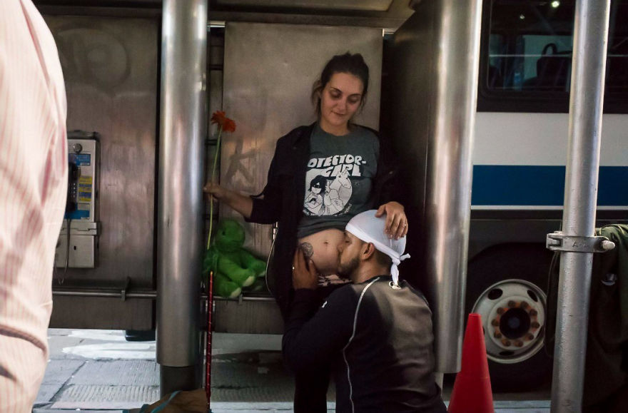 Unusual-Candid-Street-Photography-Hopscotch-Pau-Buscato