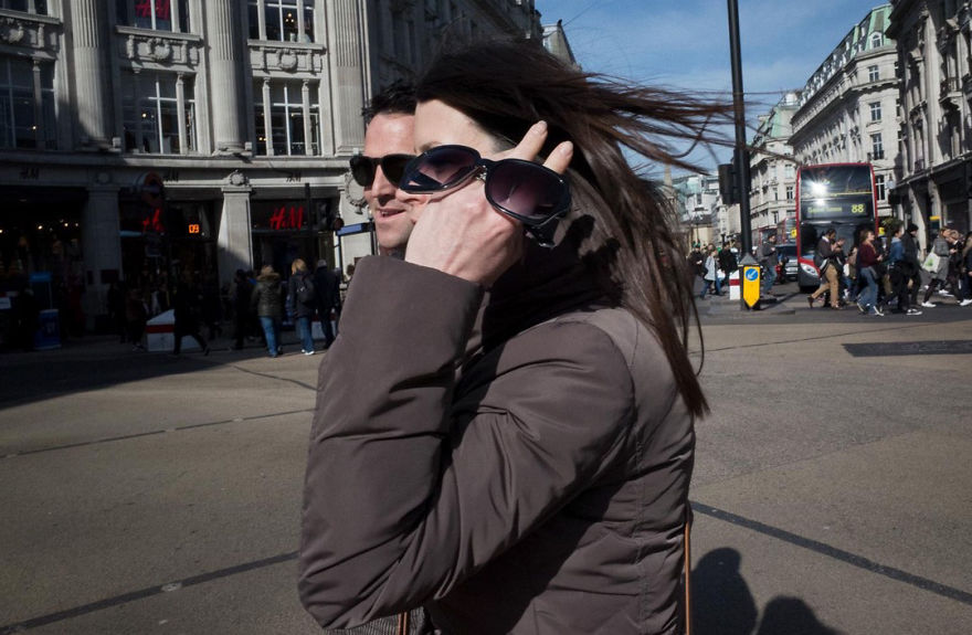 Unusual-Candid-Street-Photography-Hopscotch-Pau-Buscato