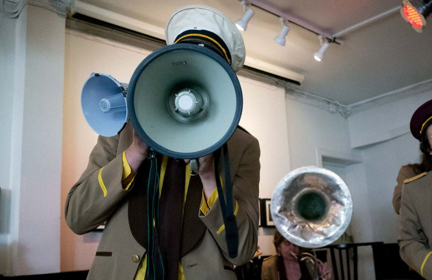 Unusual-Candid-Street-Photography-Hopscotch-Pau-Buscato