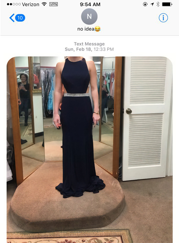 Woman Accidentally Texts Wrong Number Asking For Advice On Dress, Doesn't Expect To Change This Boy's Life Woman Accidentally Texts Wrong Number Asking For Advice On Dress, Doesn't Expect To Change This Boy's Life