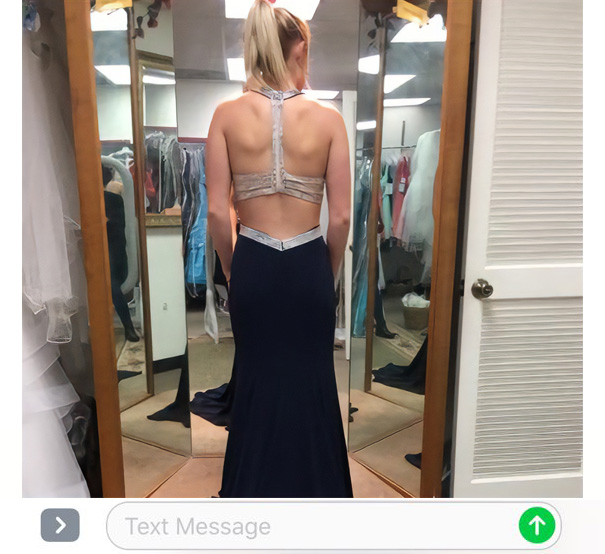 Woman Accidentally Texts Wrong Number Asking For Advice On Dress, Doesn't Expect To Change This Boy's Life Woman Accidentally Texts Wrong Number Asking For Advice On Dress, Doesn't Expect To Change This Boy's Life