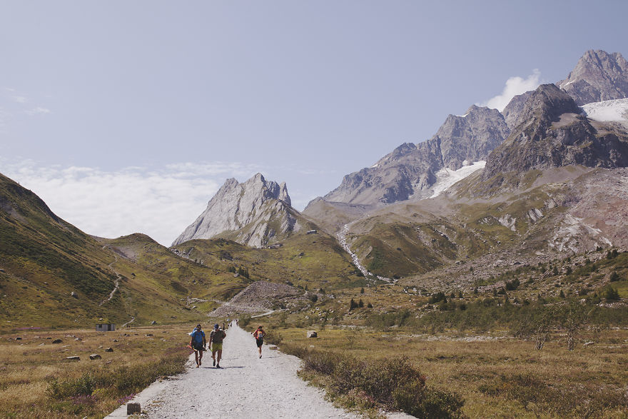 Tour Du Mont Blanc: Strolling At The Edge Of The World Tour Du Mont Blanc: Strolling At The Edge Of The World