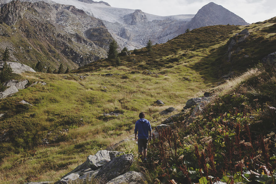 Tour Du Mont Blanc: Strolling At The Edge Of The World Tour Du Mont Blanc: Strolling At The Edge Of The World