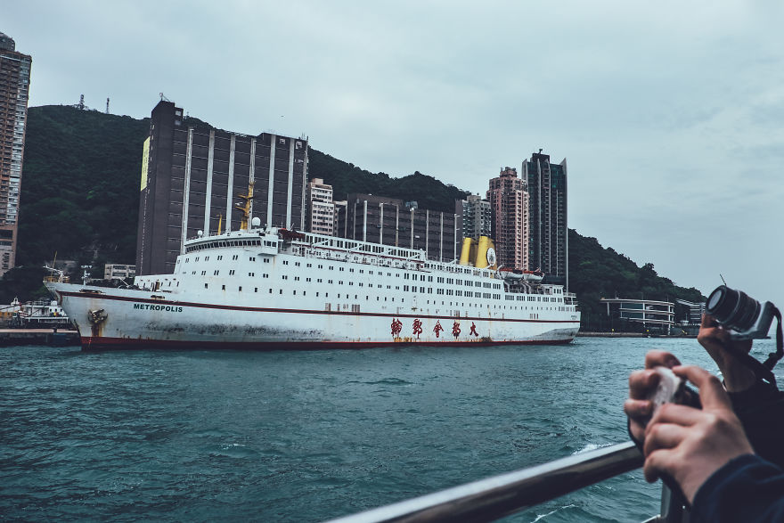 The Many Contrasts Of Hong Kong