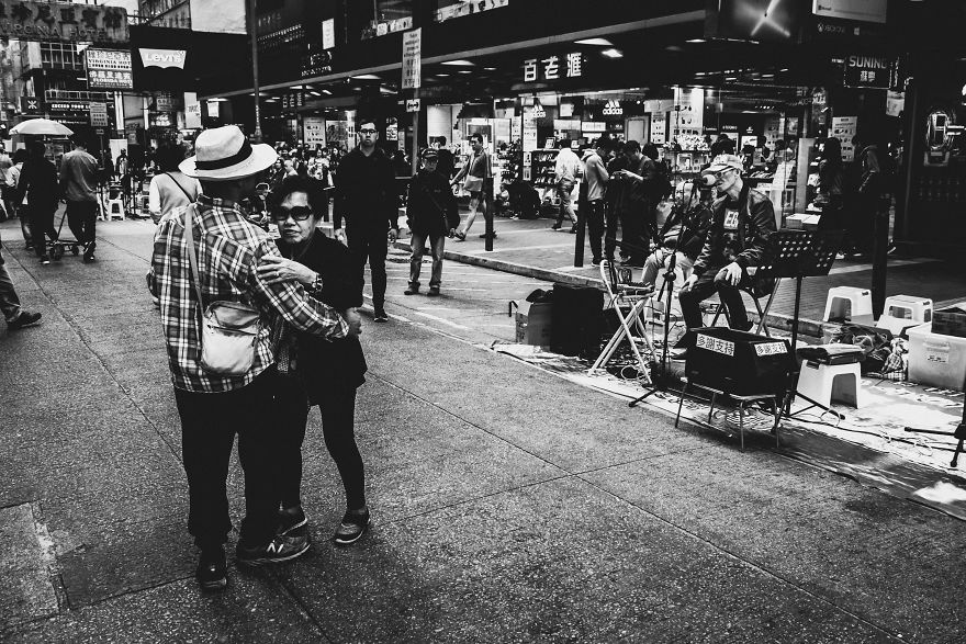The Many Contrasts Of Hong Kong