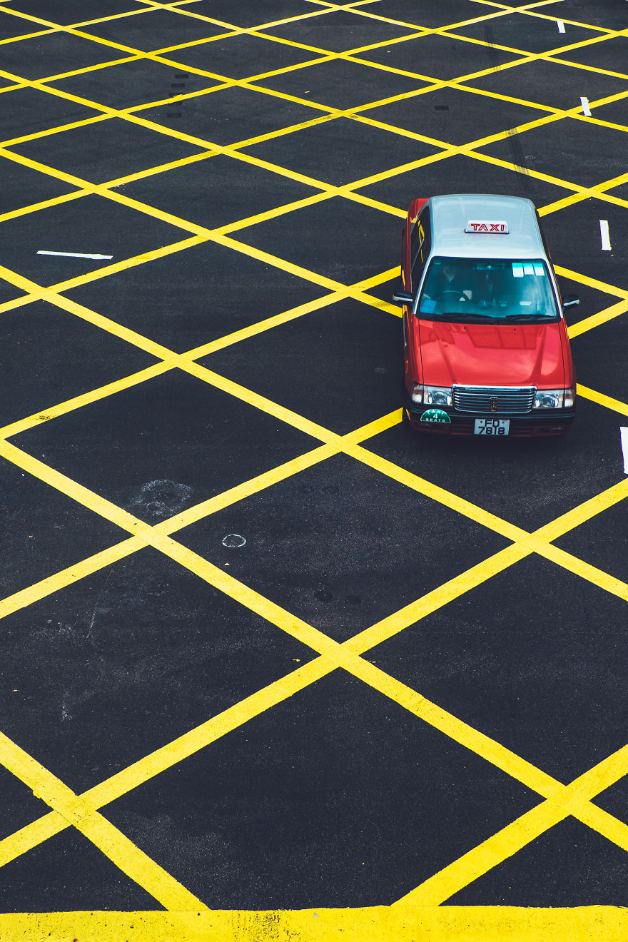 The Many Contrasts Of Hong Kong