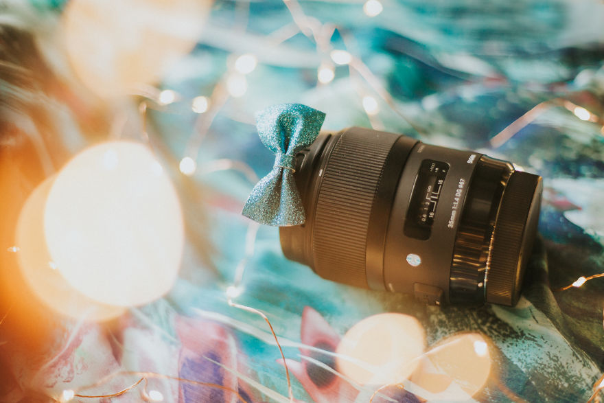 I Took Newborn-Style Photos Of My New Lens I Took Newborn-Style Photos Of My New Lens