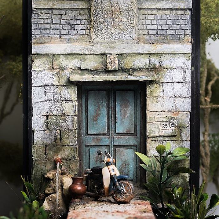 Artist Recreates People's Childhood Memories With Realistic Dioramas, And The Result Will Amaze You Artist Recreates People's Childhood Memories With Realistic Dioramas, And The Result Will Amaze You