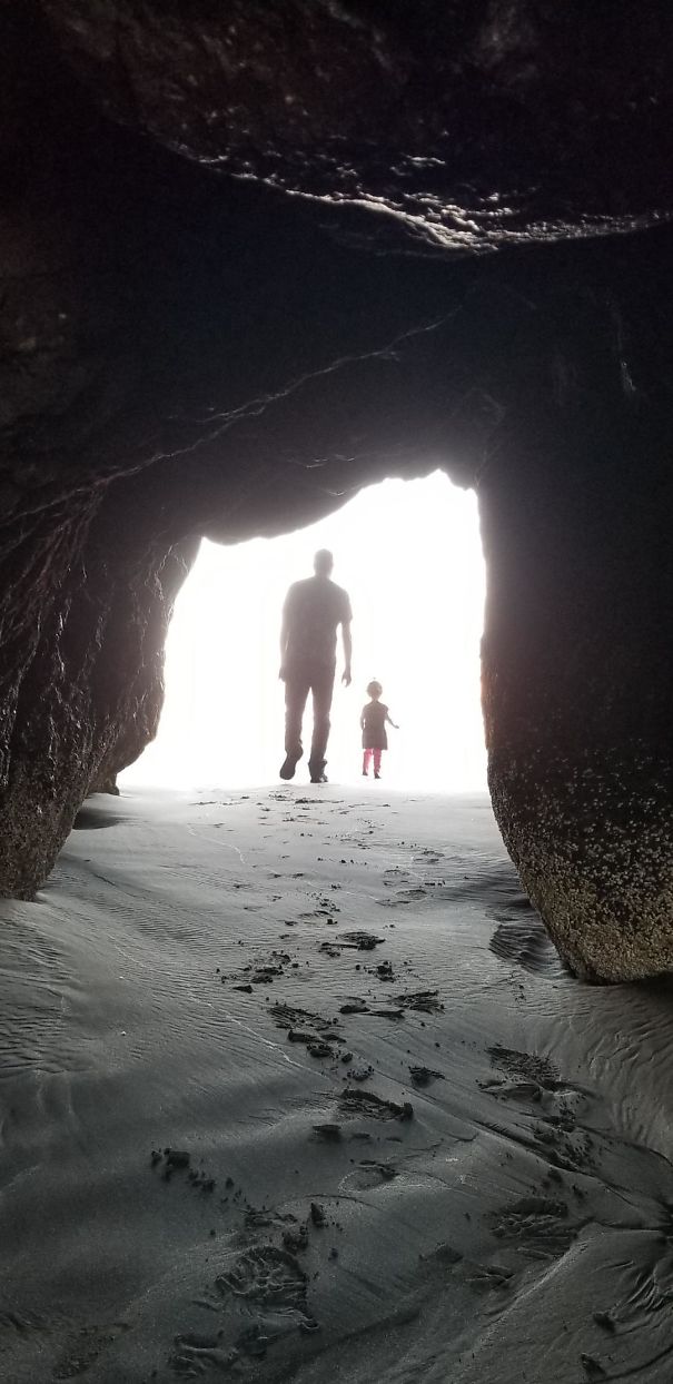 This Picture Makes It Look Like My Dad And Daughter Are Disappearing Into The Void