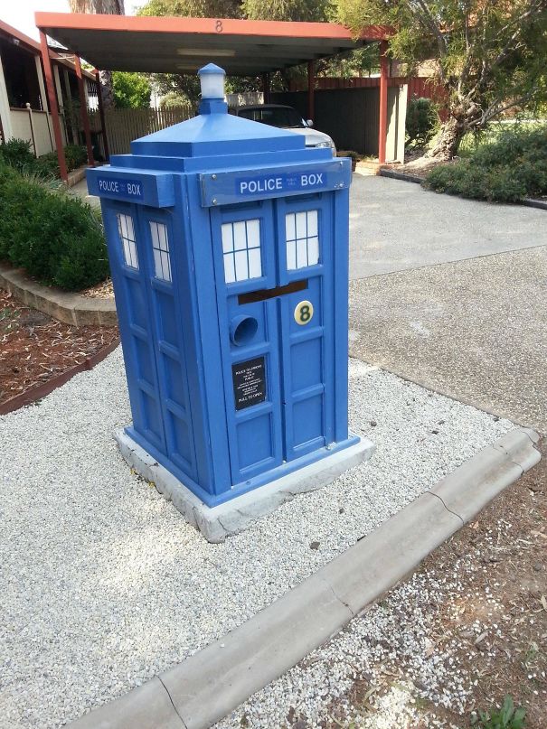 Hands-Down The Coolest Mailbox In My Town