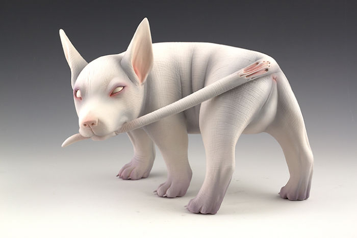Freaky-Cute-Ceramic-Creatures-Erika-Sculpture