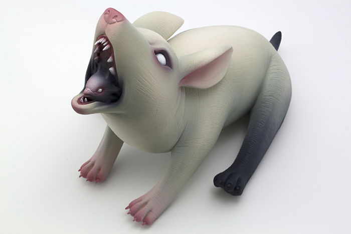Freaky-Cute-Ceramic-Creatures-Erika-Sculpture