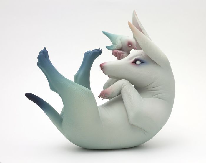 Freaky-Cute-Ceramic-Creatures-Erika-Sculpture