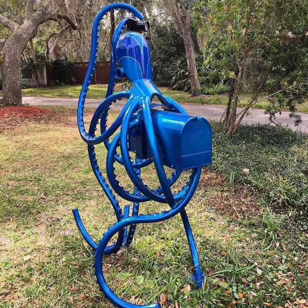 Octopus Mailbox