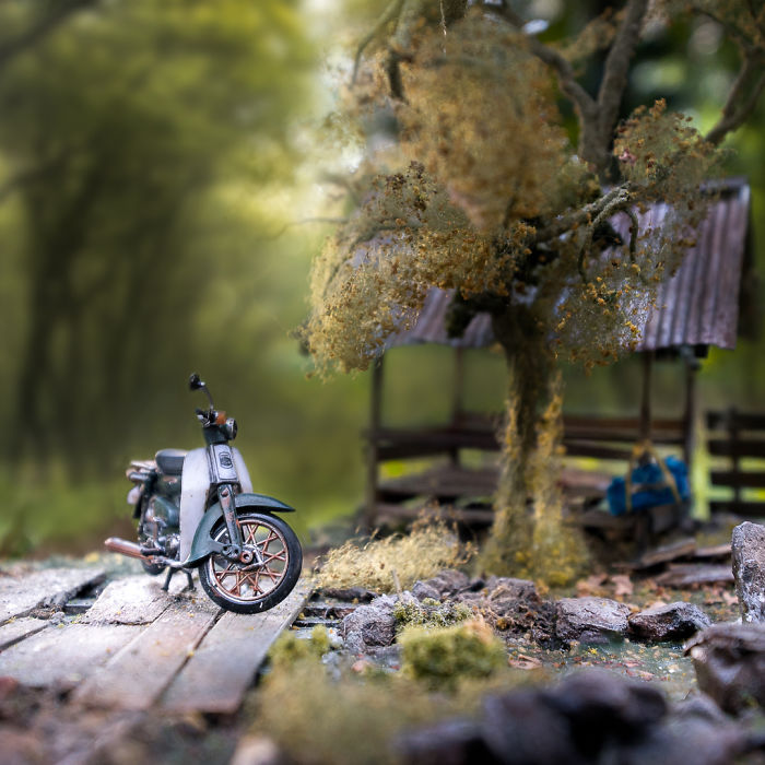 Artist Recreates People's Childhood Memories With Realistic Dioramas, And The Result Will Amaze You Artist Recreates People's Childhood Memories With Realistic Dioramas, And The Result Will Amaze You