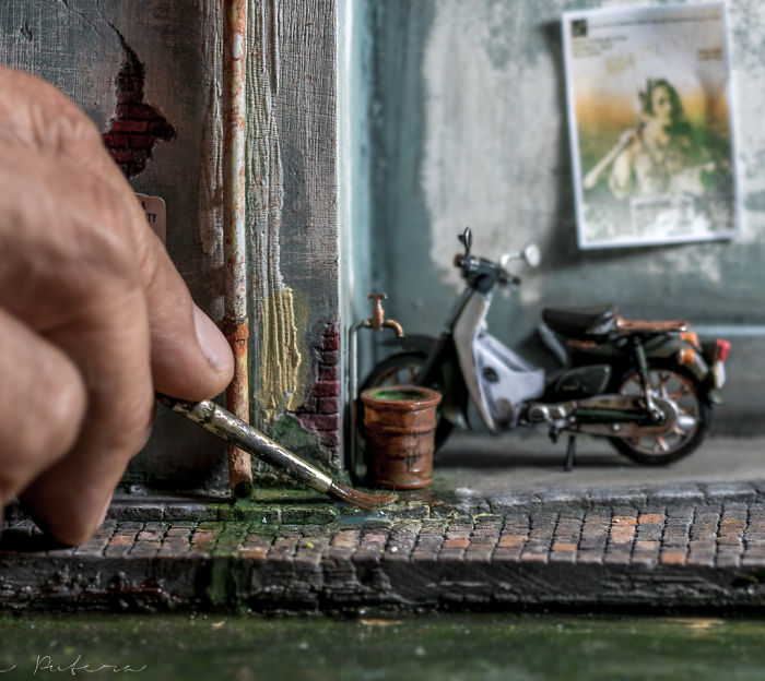 Artist Recreates People's Childhood Memories With Realistic Dioramas, And The Result Will Amaze You Artist Recreates People's Childhood Memories With Realistic Dioramas, And The Result Will Amaze You