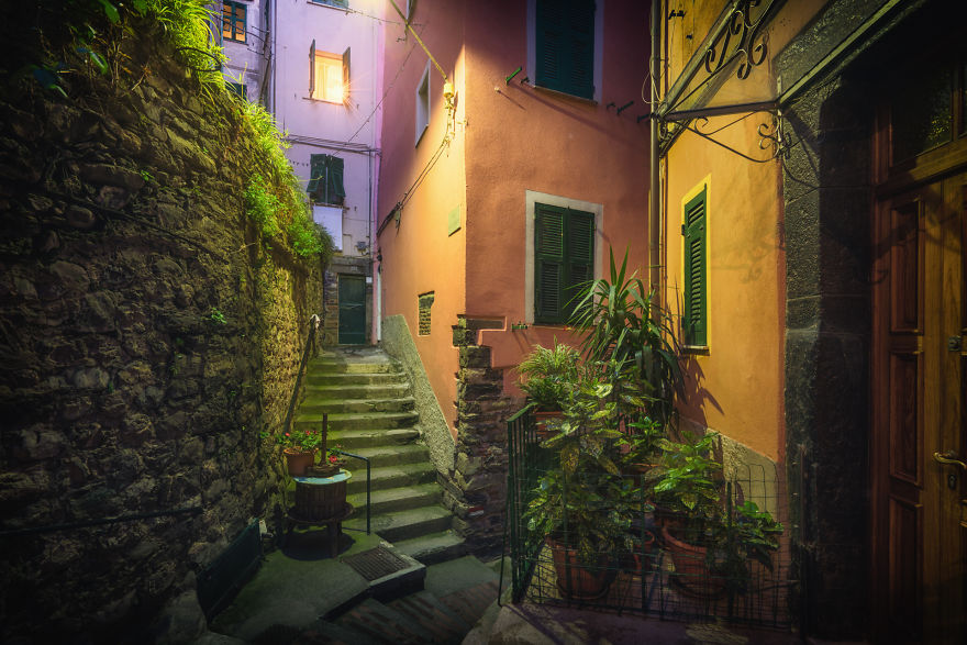 I Photographed The Little Streets Of Italy And It Looks Like A Fairytale
