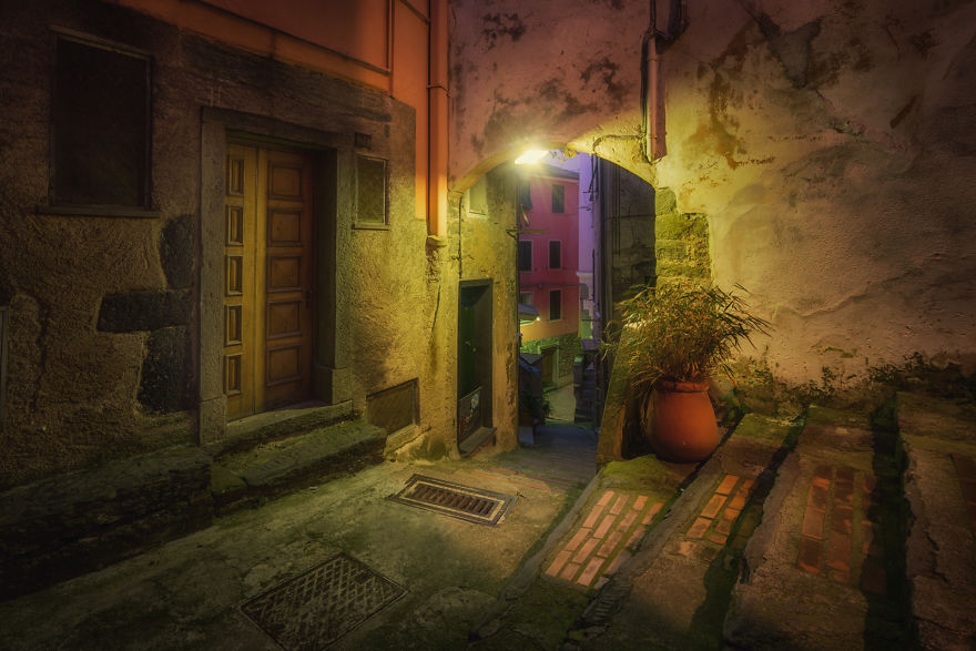 I Photographed The Little Streets Of Italy And It Looks Like A Fairytale
