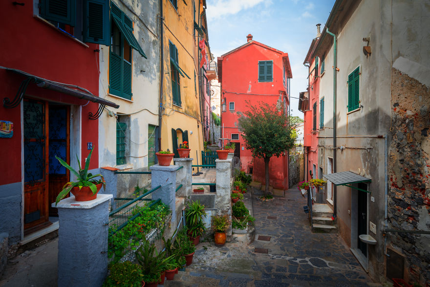 I Photographed The Little Streets Of Italy And It Looks Like A Fairytale