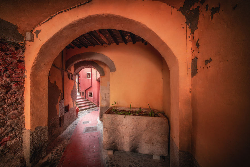I Photographed The Little Streets Of Italy And It Looks Like A Fairytale