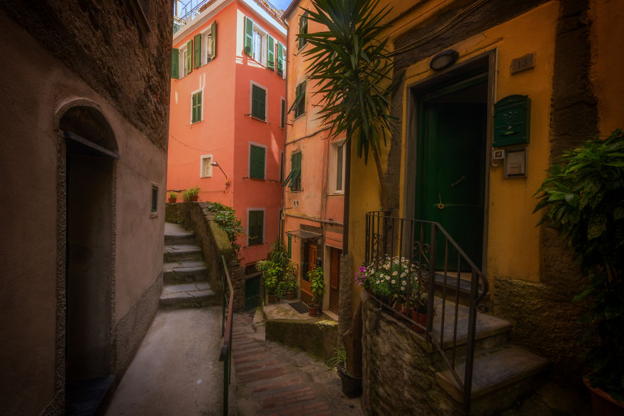I Photographed The Little Streets Of Italy And It Looks Like A Fairytale