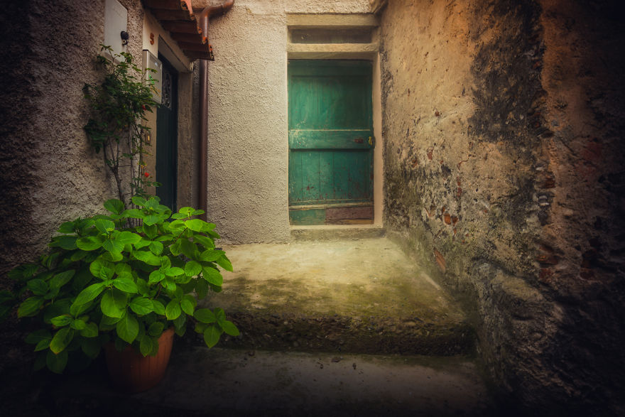 I Photographed The Little Streets Of Italy And It Looks Like A Fairytale