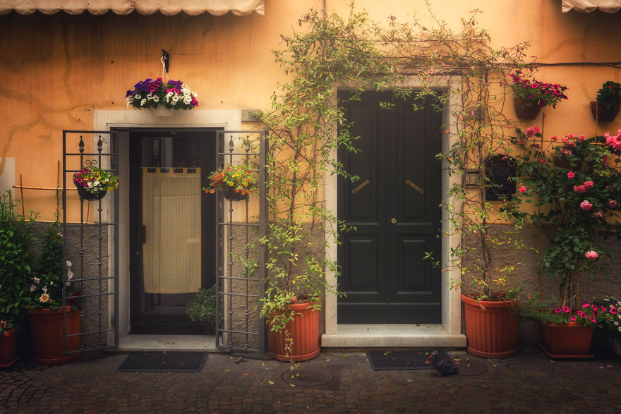 I Photographed The Little Streets Of Italy And It Looks Like A Fairytale