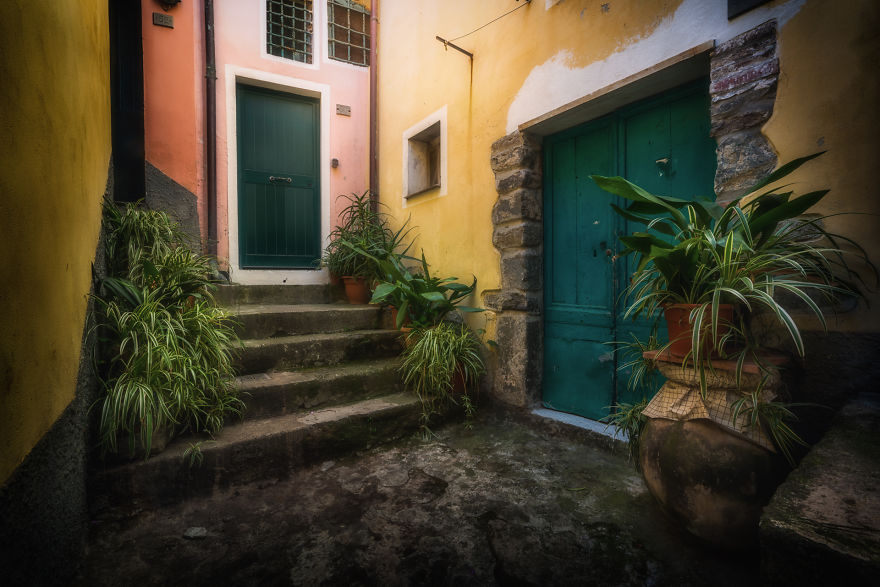 I Photographed The Little Streets Of Italy And It Looks Like A Fairytale