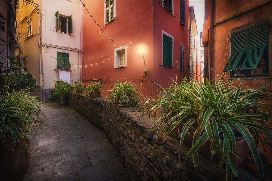 I Photographed The Little Streets Of Italy And It Looks Like A Fairytale