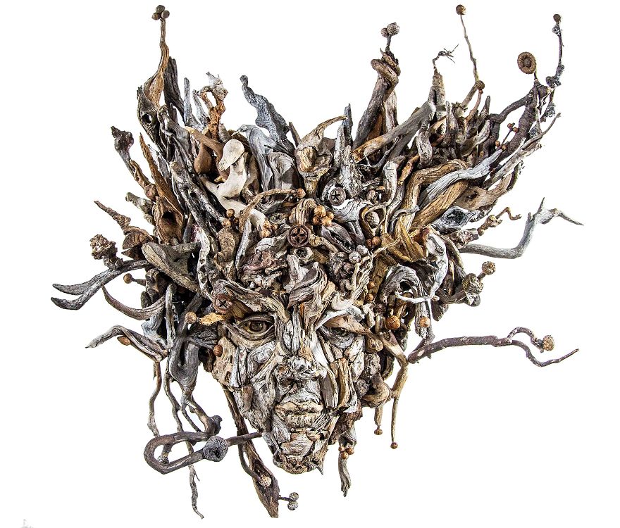 I Have Been Sculpting Faces And Bodies From Driftwood For Over 17 Years