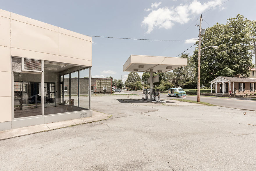 Out Of Gas - The Abandoned Gas Stations In The South Of The United States Of America