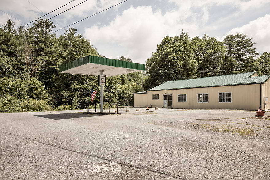 Out Of Gas - The Abandoned Gas Stations In The South Of The United States Of America Out Of Gas - The Abandoned Gas Stations In The South Of The United States Of America