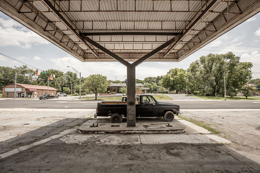 Out Of Gas - The Abandoned Gas Stations In The South Of The United States Of America Out Of Gas - The Abandoned Gas Stations In The South Of The United States Of America