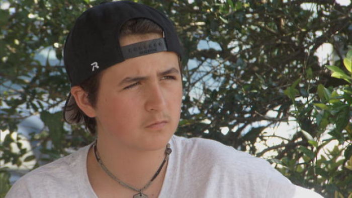 Man Finds A Stolen Wallet With A Wedding Ring In It, But That's Only The Beginning Of The Story Man Finds A Stolen Wallet With A Wedding Ring In It, But That's Only The Beginning Of The Story