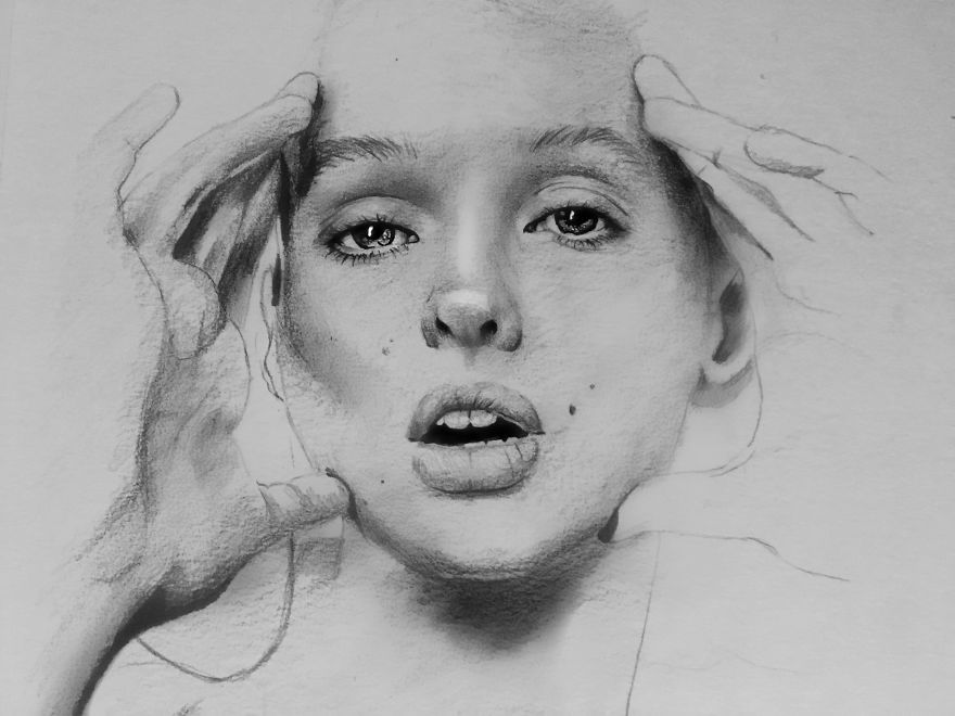 Hyper-Realistic Portraits With Just One Pencil Hyper-Realistic Portraits With Just One Pencil