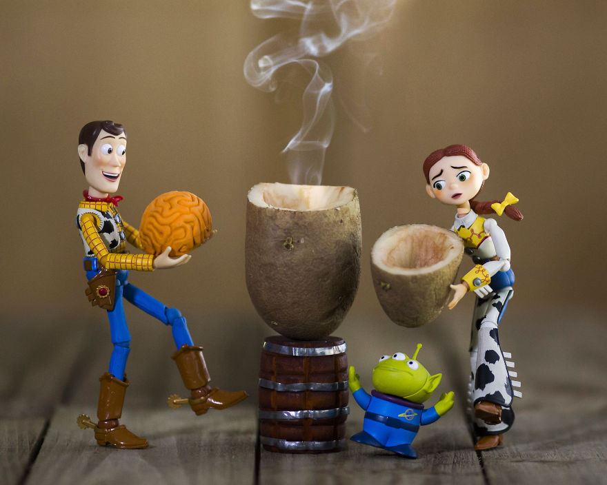 The Day Mr. Potato Head Became Sentient. (I Reeeeeally Need To Buy A Mr. Potato Head!)