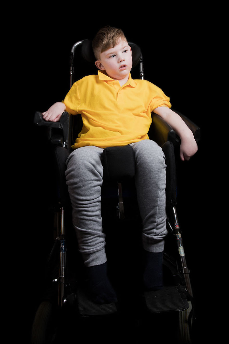 I Show The Painful Realities Of Children With Dementia And How Their Parents Cope With It I Show The Painful Realities Of Children With Dementia And How Their Parents Cope With It