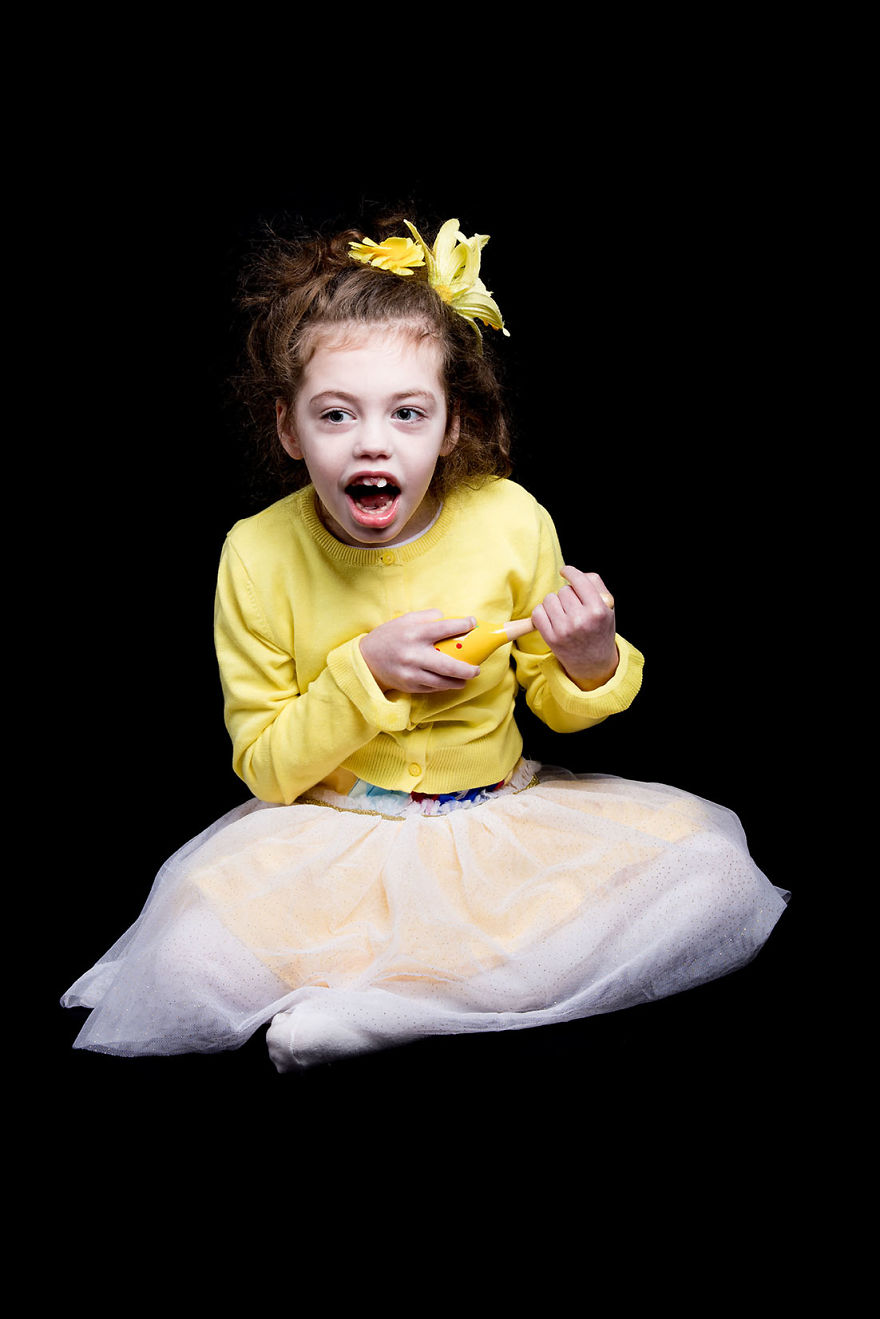 I Show The Painful Realities Of Children With Dementia And How Their Parents Cope With It I Show The Painful Realities Of Children With Dementia And How Their Parents Cope With It