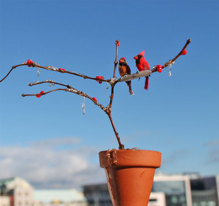 Tiny-Sculptures-Fairies-Miniatures-Katie-Doka