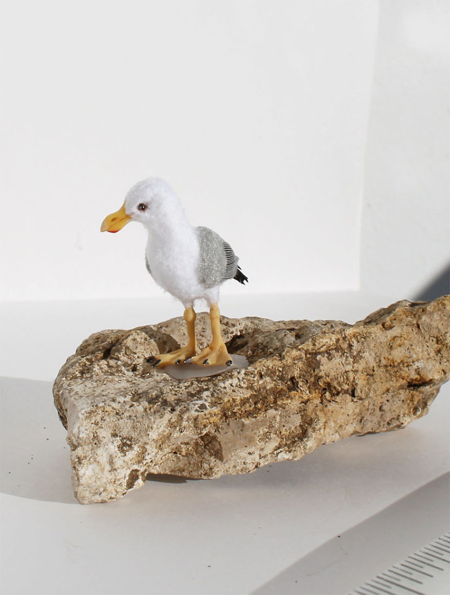 Tiny-Sculptures-Fairies-Miniatures-Katie-Doka