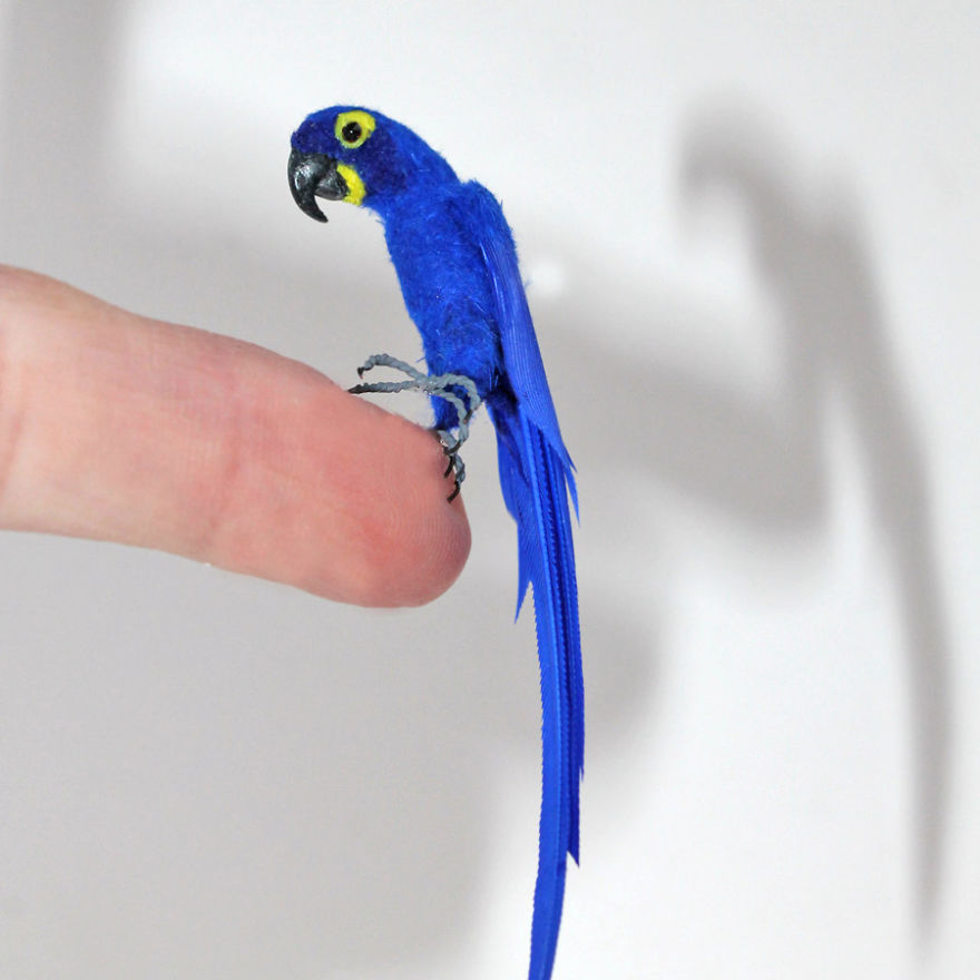 Tiny-Sculptures-Fairies-Miniatures-Katie-Doka