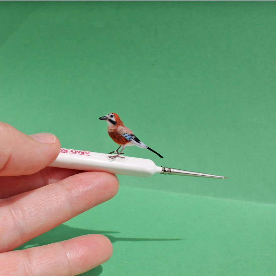 Tiny-Sculptures-Fairies-Miniatures-Katie-Doka