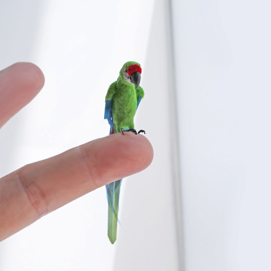 Tiny-Sculptures-Fairies-Miniatures-Katie-Doka