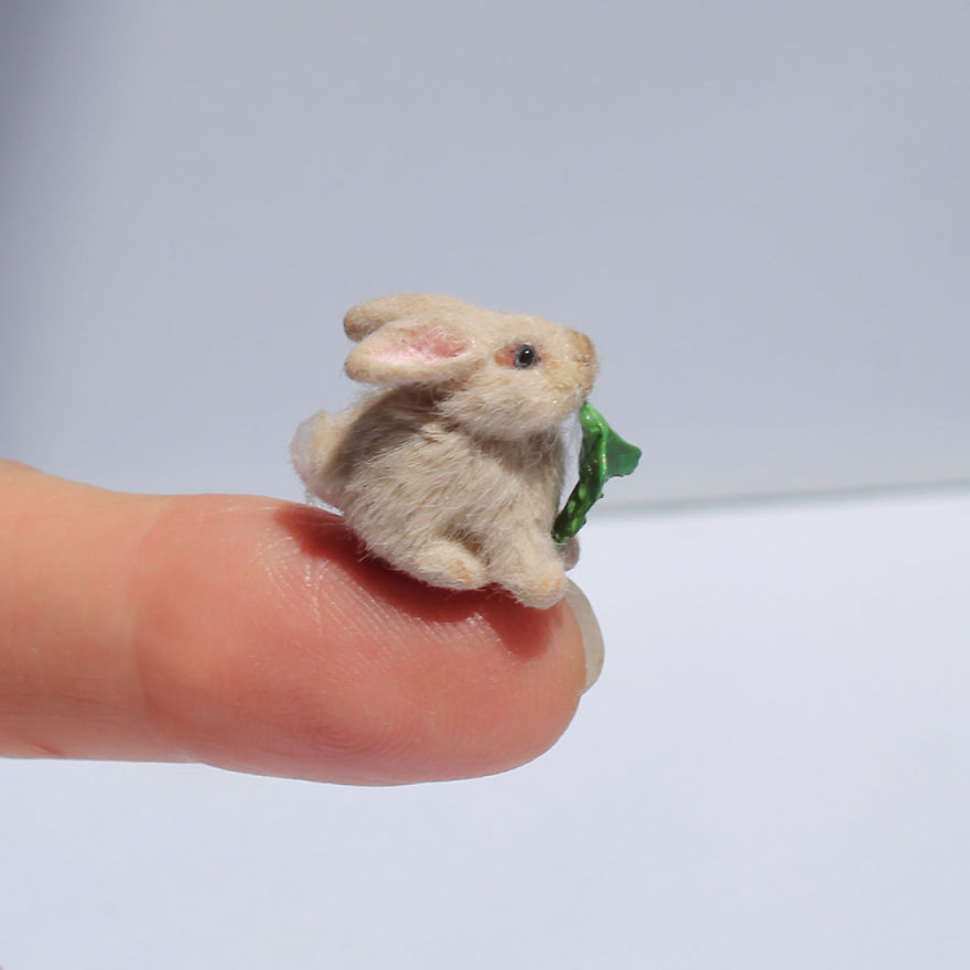 Tiny-Sculptures-Fairies-Miniatures-Katie-Doka