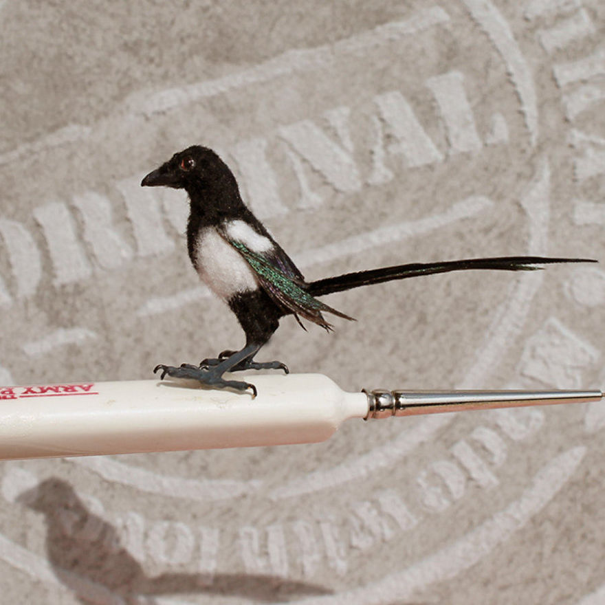 Tiny-Sculptures-Fairies-Miniatures-Katie-Doka