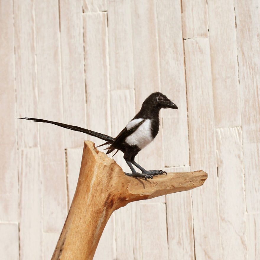 Tiny-Sculptures-Fairies-Miniatures-Katie-Doka