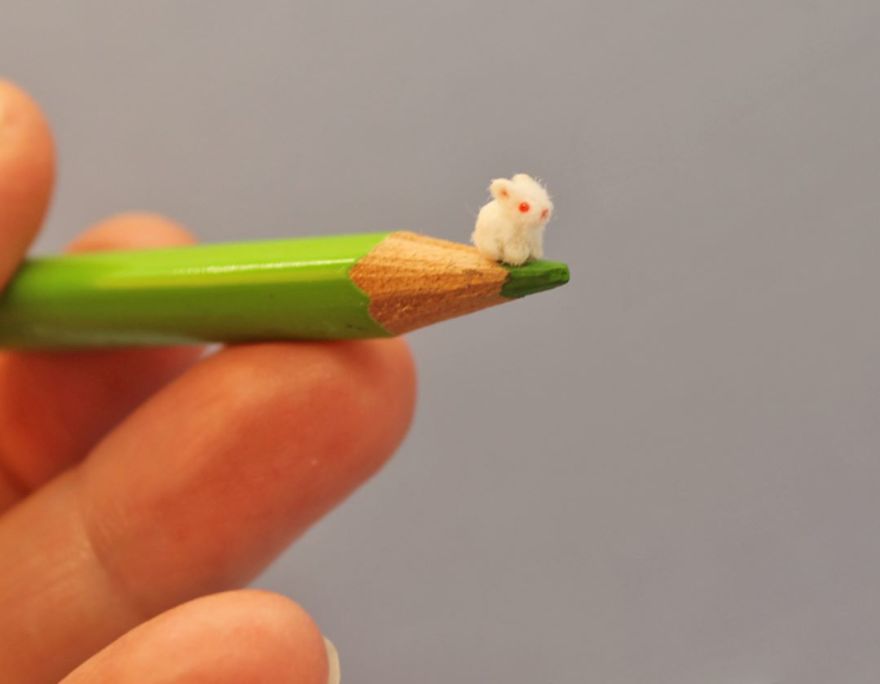 Tiny-Sculptures-Fairies-Miniatures-Katie-Doka